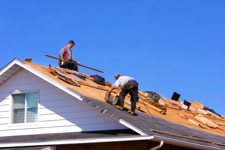 Effective And Professional Roofing Service Landing Page Designs